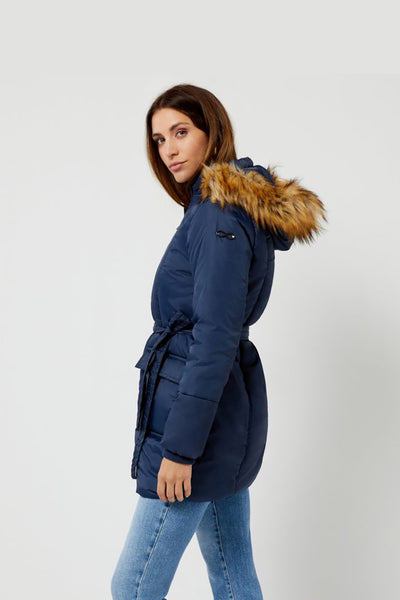 women's winter coat with faux fur and belt at waist 
